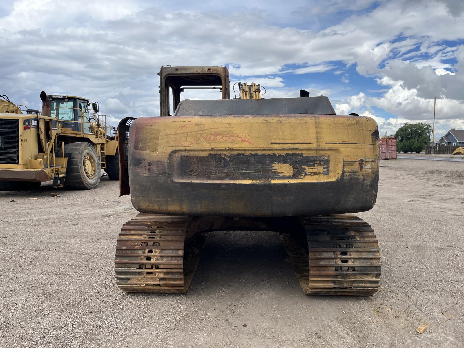 ./imagenes/INVOICE/2019/18268/JOHN DEERE 160 LC (6).JPG